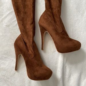 Caramel Heeled Boot | Ami Clubwear